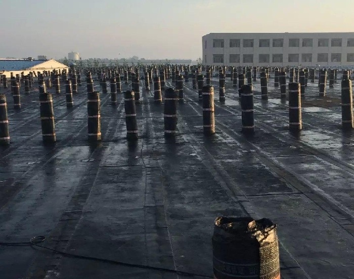 非固化橡胶沥青防水涂料