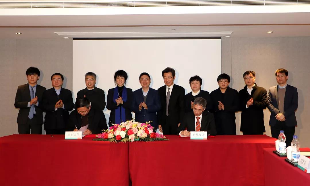 1633e922199a15d1c874f1cc785fb450 1