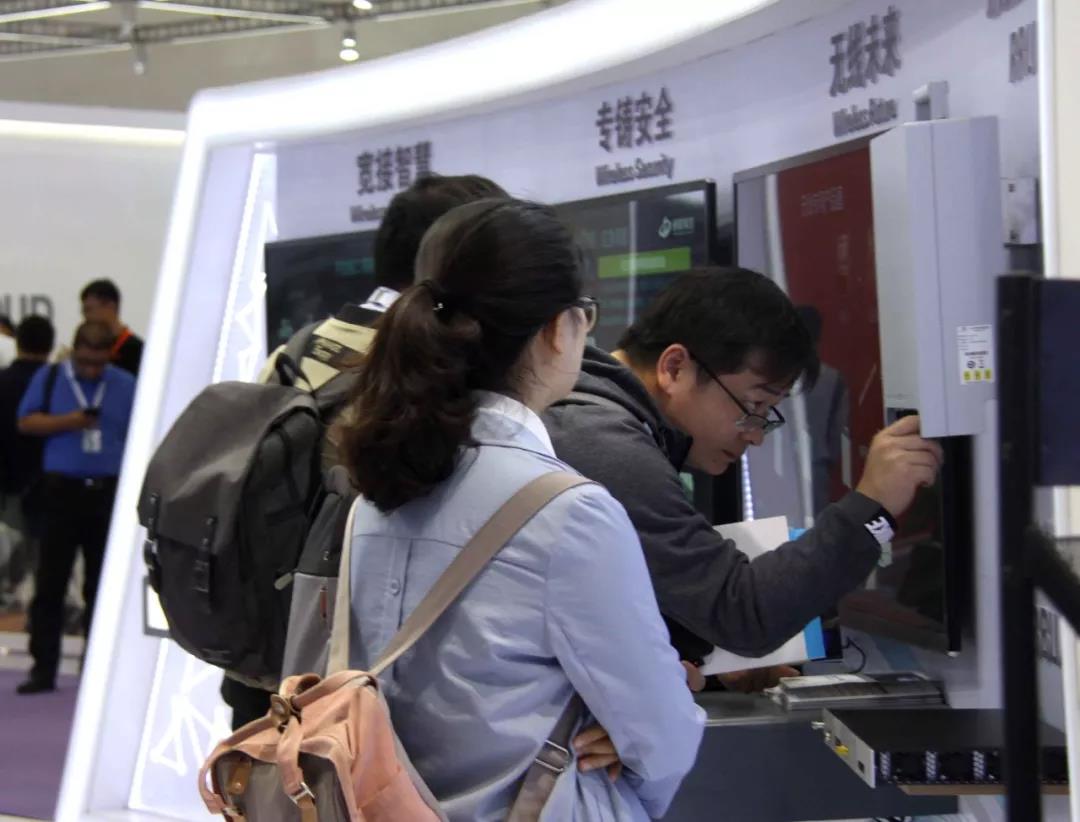 f474abbd635a114f451ff24e12955f6e f474abbd635a114f451ff24e12955f6e