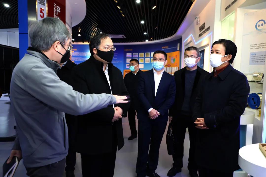 685c5b2fdaef2eb6be676ccfb9e1261d