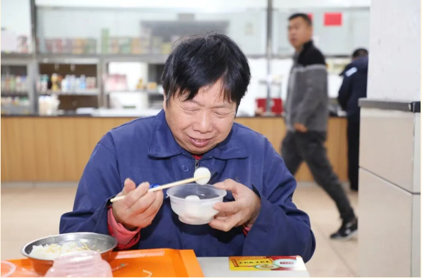 5aa65853cd9ba1052e78be227f412d51